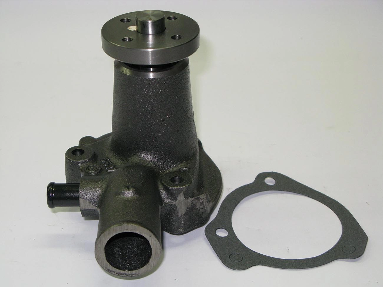 BOMBA AGUA WILLYS F-75/JEEP/RURAL/F-100/MAVERICK 75/ - 4 CILINDROS