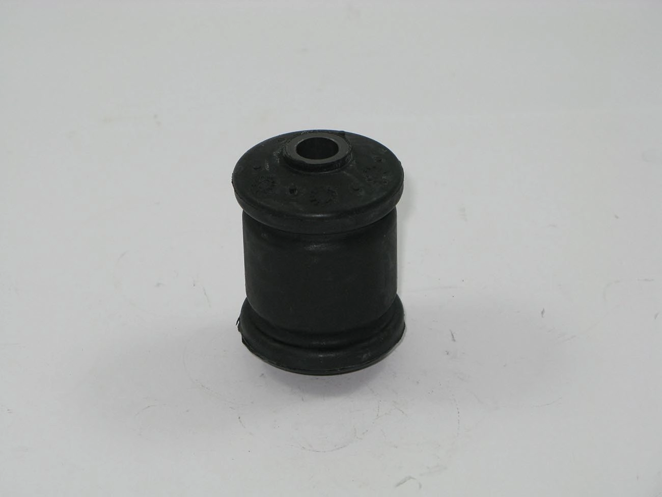 BUCHA SUSPENSÃO TRASEIRA EIXO GM CALIBRA 1994/1995 OMEGA/SUPREMA 1993/1998 SUSPENSAO