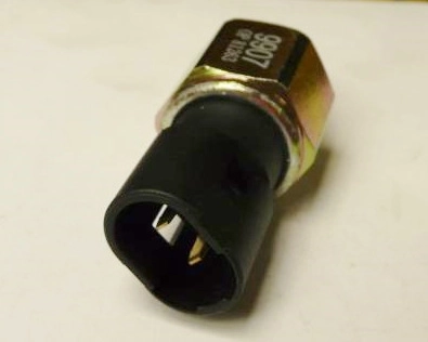 INTERRUPTOR PRESSÃO DIREÇÃO HIDRÁULICA RENAULT CLIO/SCENIC - 7/16X20