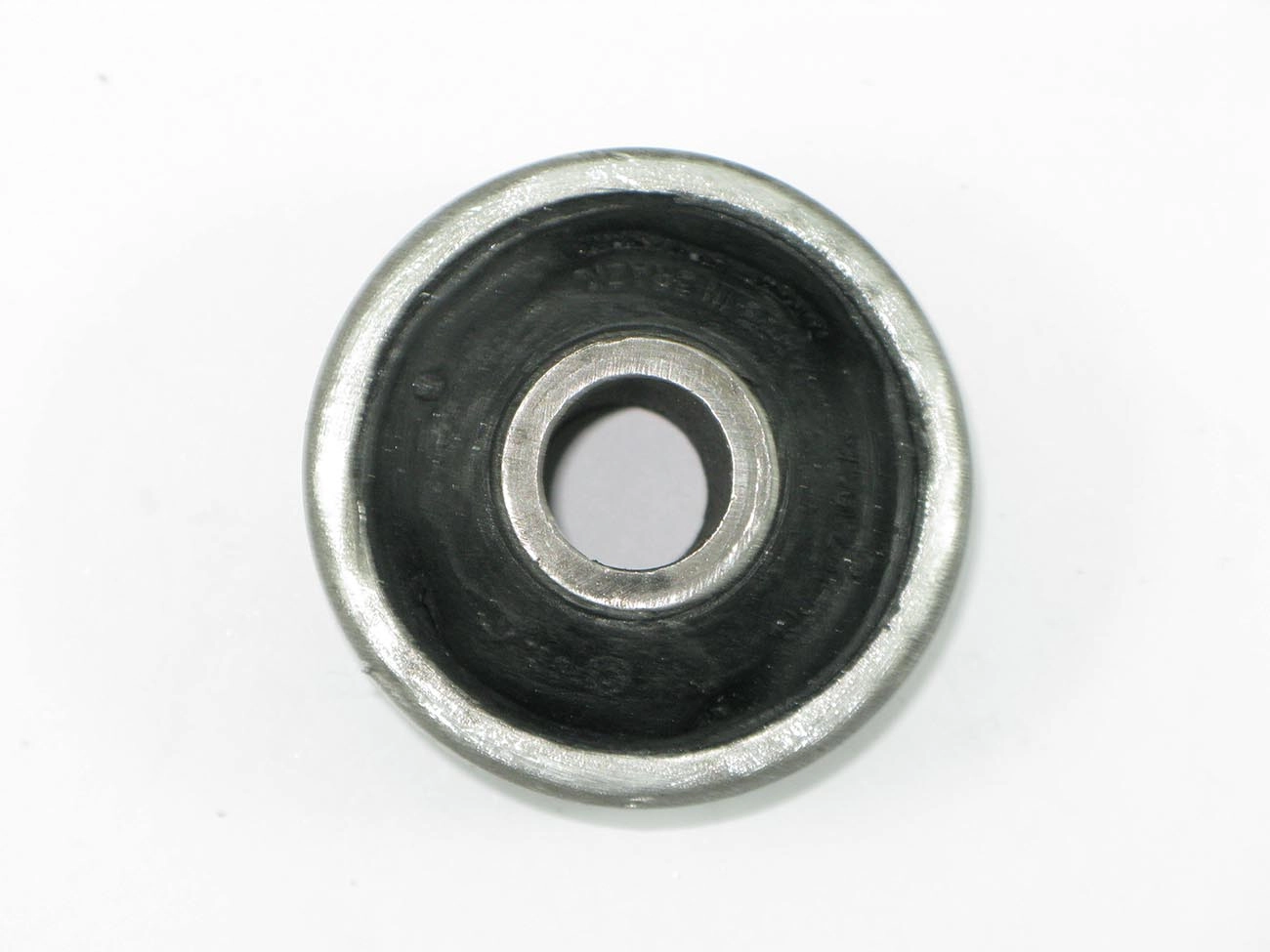 KIT BUCHAS BANDEJA SUSPENSÃO DIANTEIRA PARA UM LADO VW GOLF /98