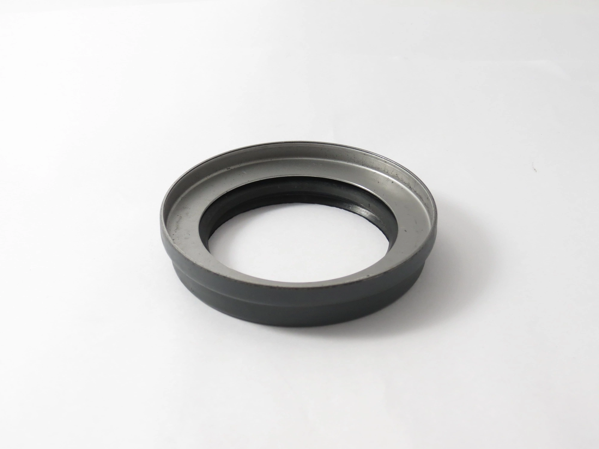 RETENTOR CUBO RODA DIANTEIRO 73,00X104,70X9,60X20,60MM DIANTEIRA GM A/C/D-60 80/ D-70/80 D-11000/22000
