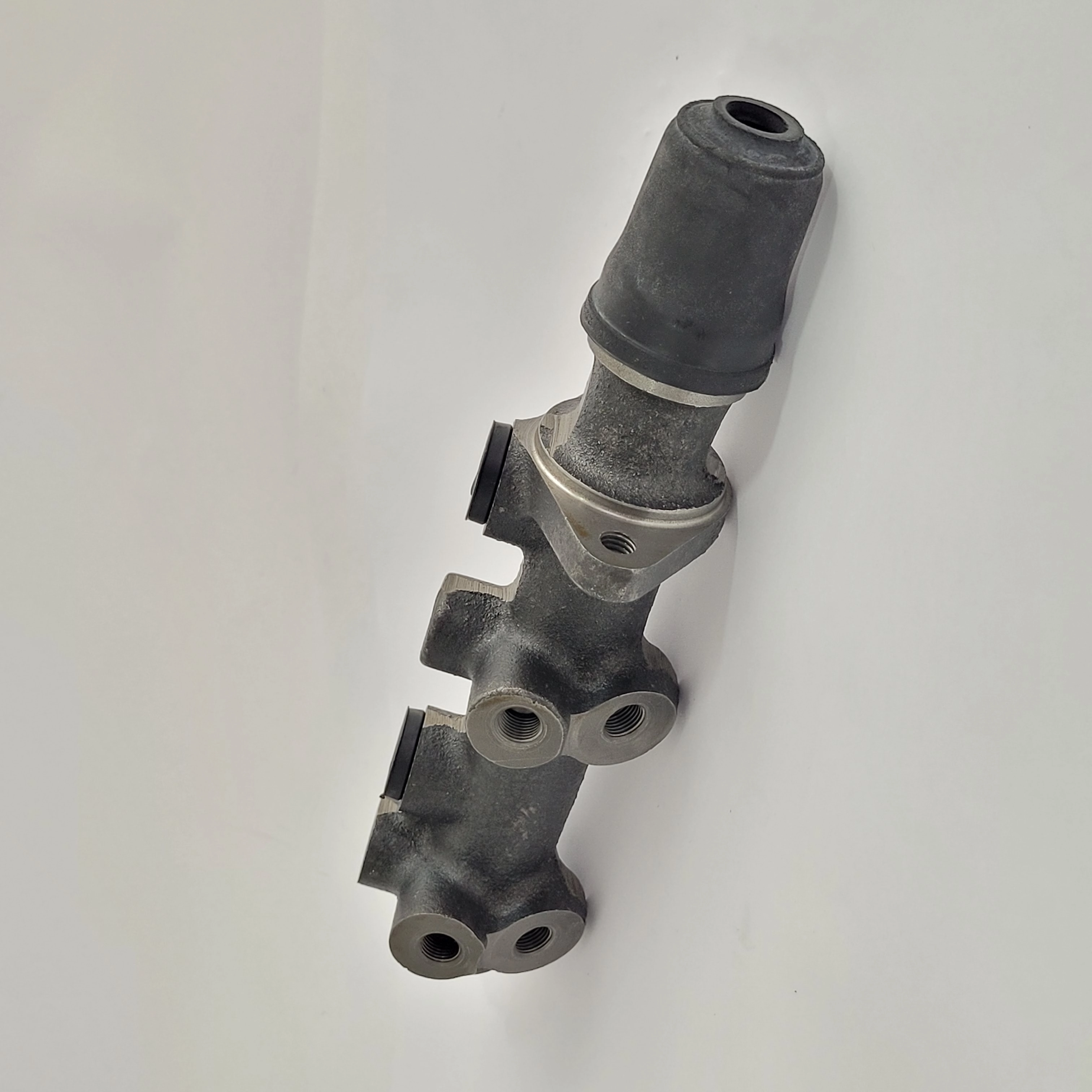 CILINDRO MESTRE FREIO DUPLO VW FUSCA/BRASILIA/VARIANT/TL 77/ TODOS - 19.05MM