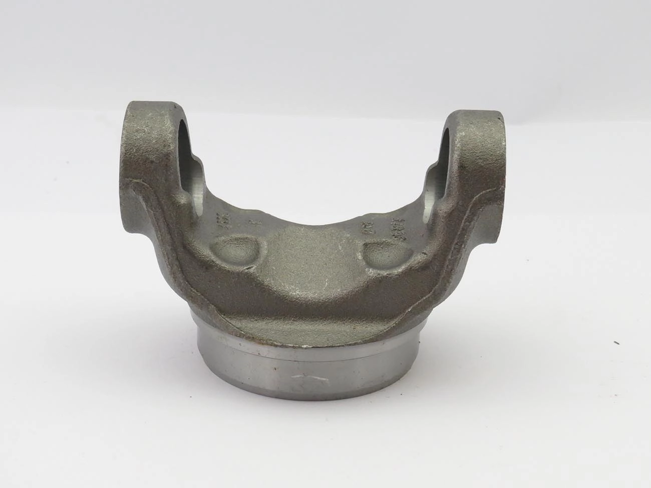 GARFO DO CARDAN FORD CARGO 1116/1218/1418/2216 - PARA CRUZETA 5-275XS - GARFO DE SOLDA