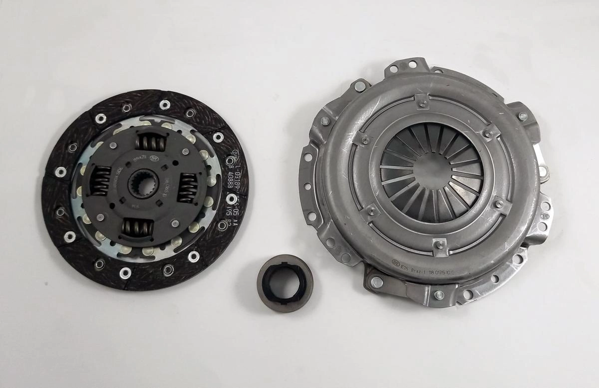 KIT DE EMBREAGEM PEUGEOT 206 1.0 16V 2000/ - 182MM