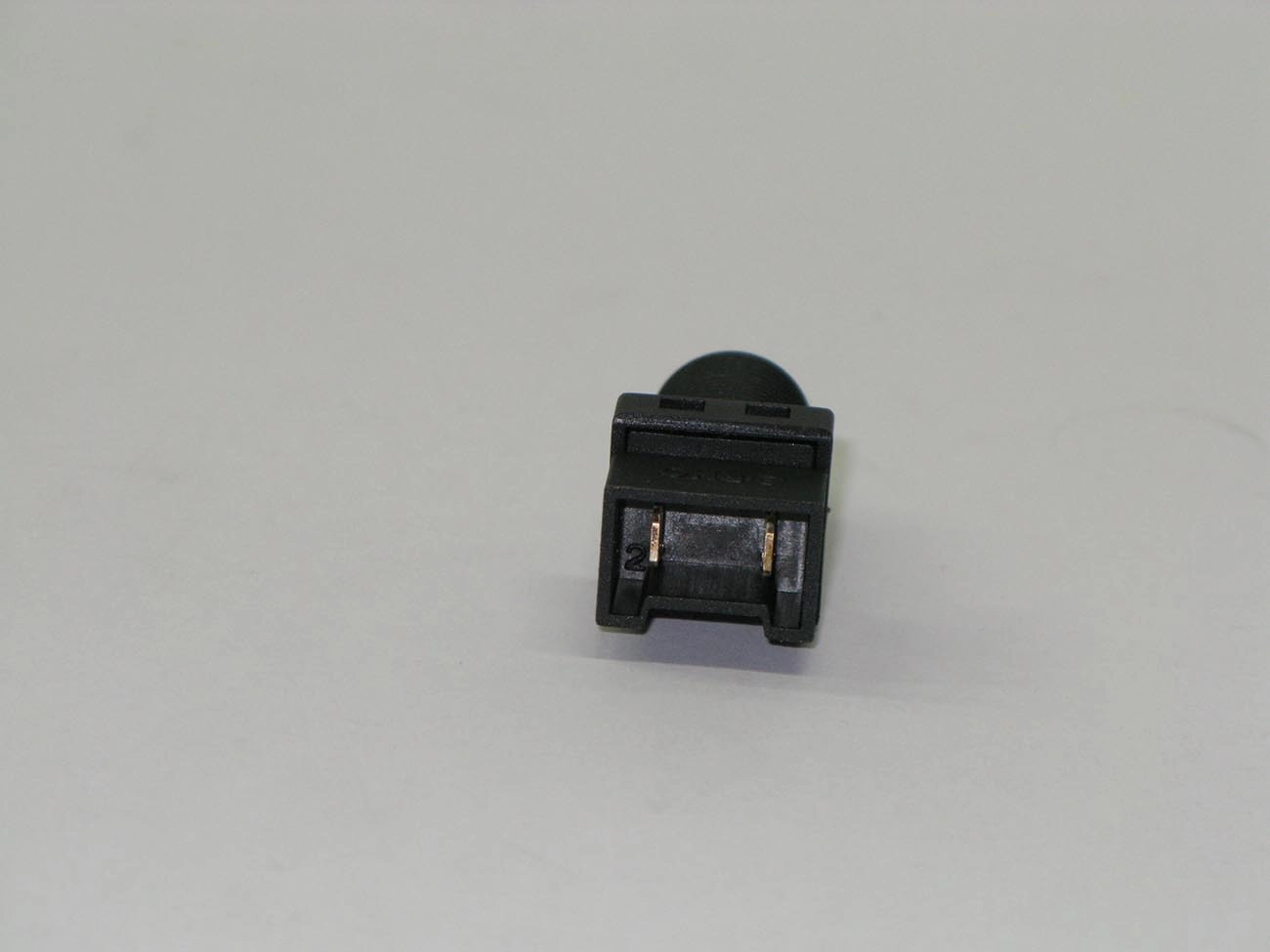 INTERRUPTOR DE  FREIO - RENAULT TODOS - C/CAMBIO MECANICO
