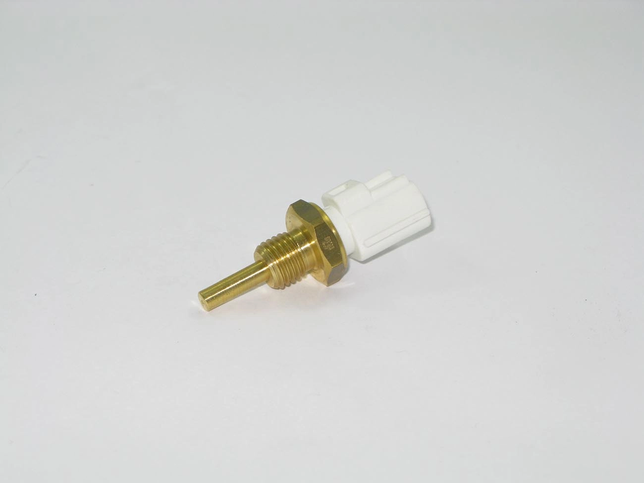 PLUG ELETRÔNICO BRANCO TOYOTA ETIOS 1.3/1.5 12/ - COROLLA 1.6 91/07 - 2.0 10/16  - HILUX 3.0 01/05