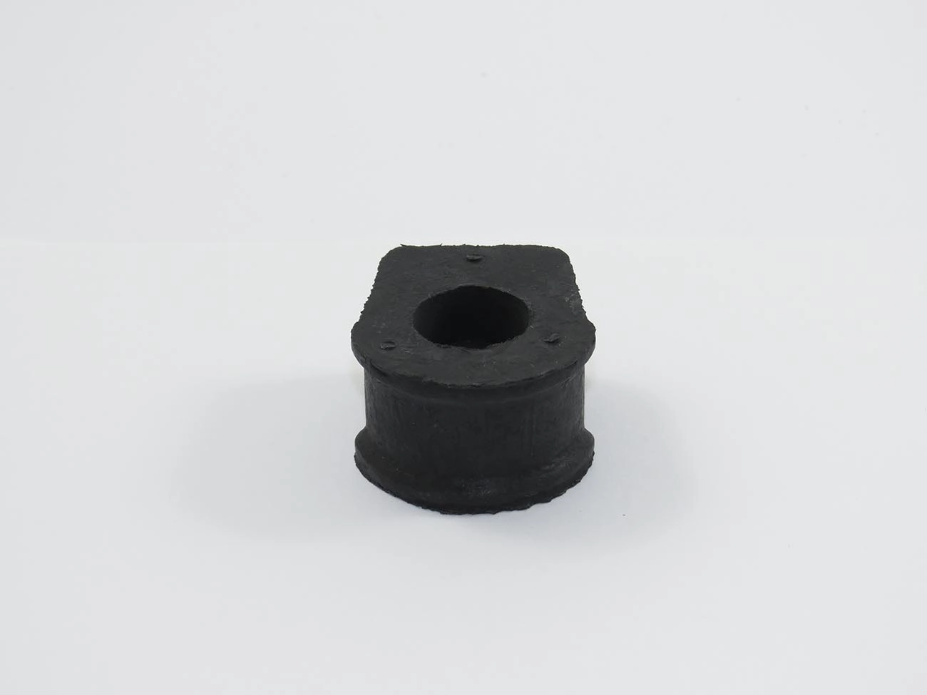 BUCHA ESTABILIZADOR VW SANTANA/QUANTUM /88 - PASSAT 74/89 - EXTERNA