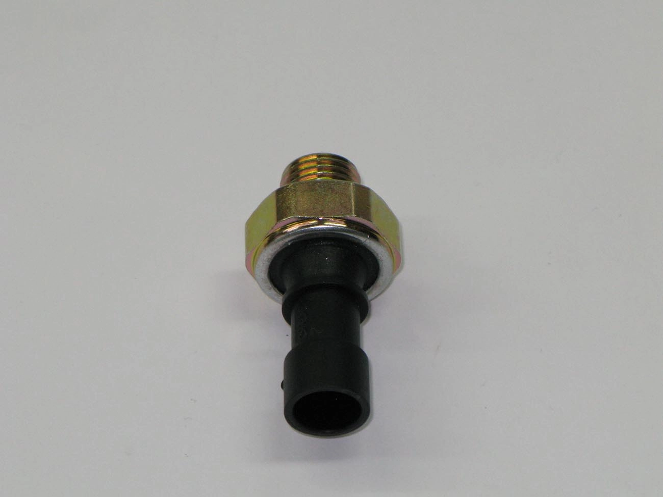 INTERRUPTOR PRESSÃO ÓLEO PLUGUE REDONDO 1 TERMINAL GM ARGO/BRAVO/CRONOS/DOBLO/DUCATO/TORO/500/LINEA/ C/INJEÇÃO ELETRÔNICA