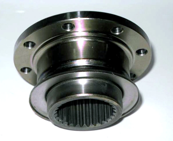 FLANGE ACOPLAMENTO DO PINHAO MB 1113/1313/1513/2013 - 8 FUROS 26 ESTRIAS