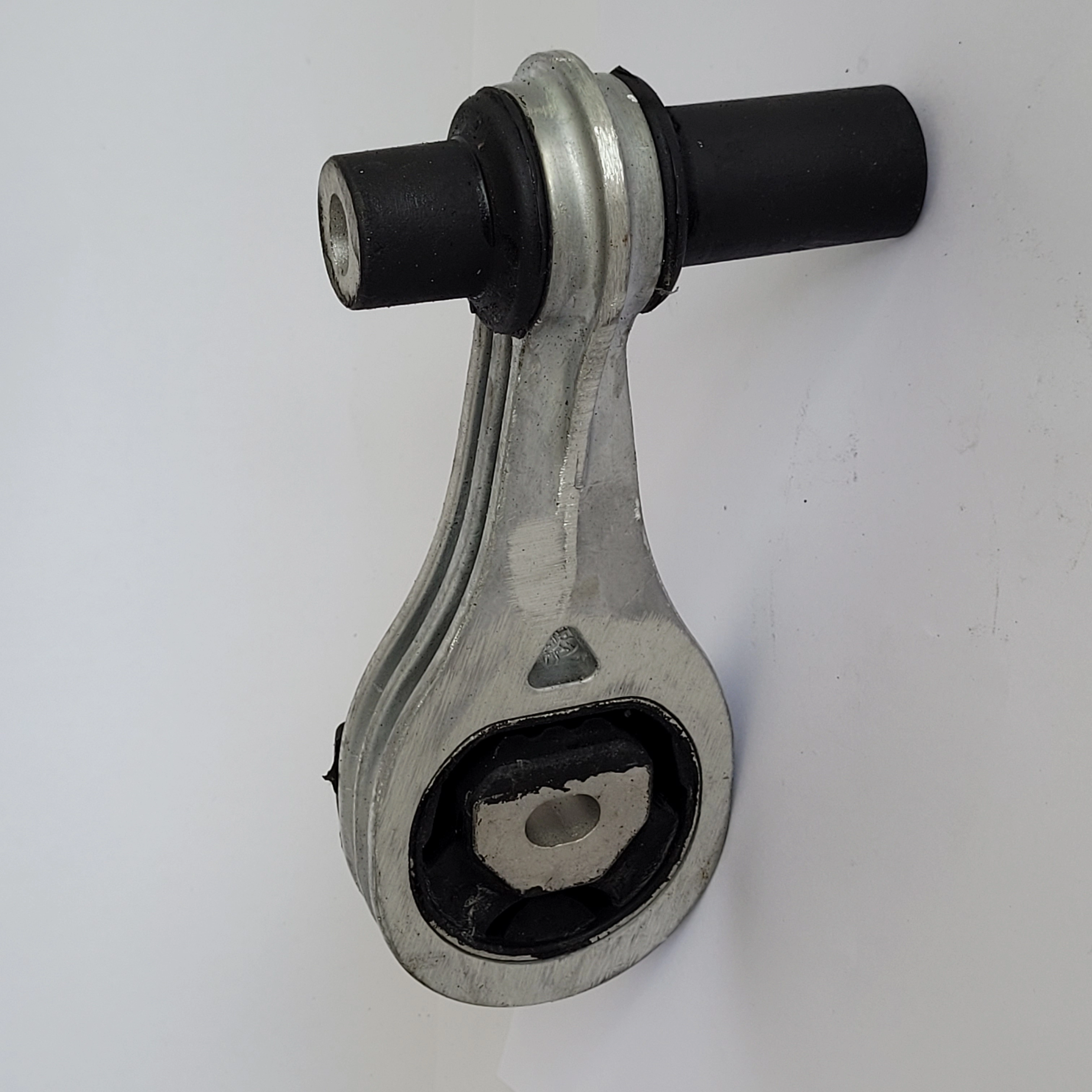 COXIM/TIRANTE MOTOR LADO CÂMBIO FIAT PUNTO 1.4 8V 2008/2017 - TIPO BIELA INFERIOR FIXADO AO CÂMBIO
