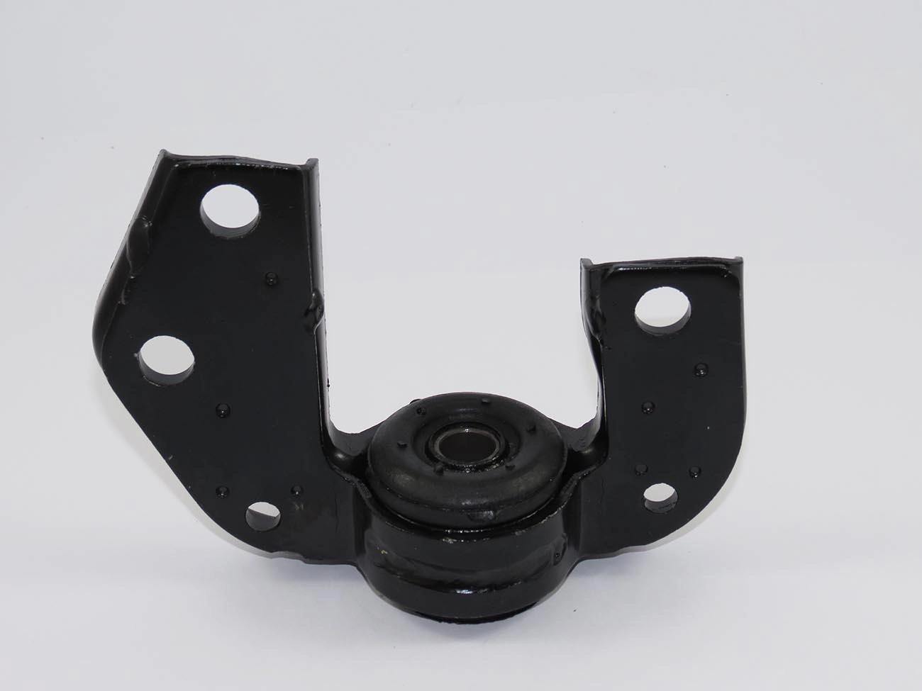 SUPORTE BARRA TENSORA DIREITO GM CORSA /05.98 - MORCEGUINHO