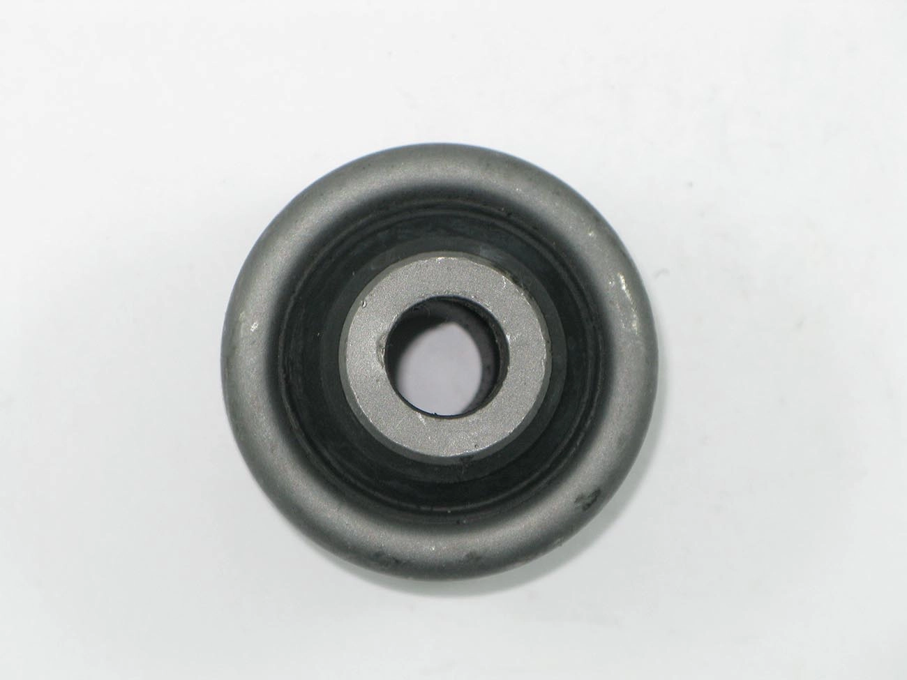 BUCHA DIANTEIRA BANDEJA DIANTEIRA CITROEN C4 05/13 - PICASSO 08/19 - PEUGEOT 307 03/