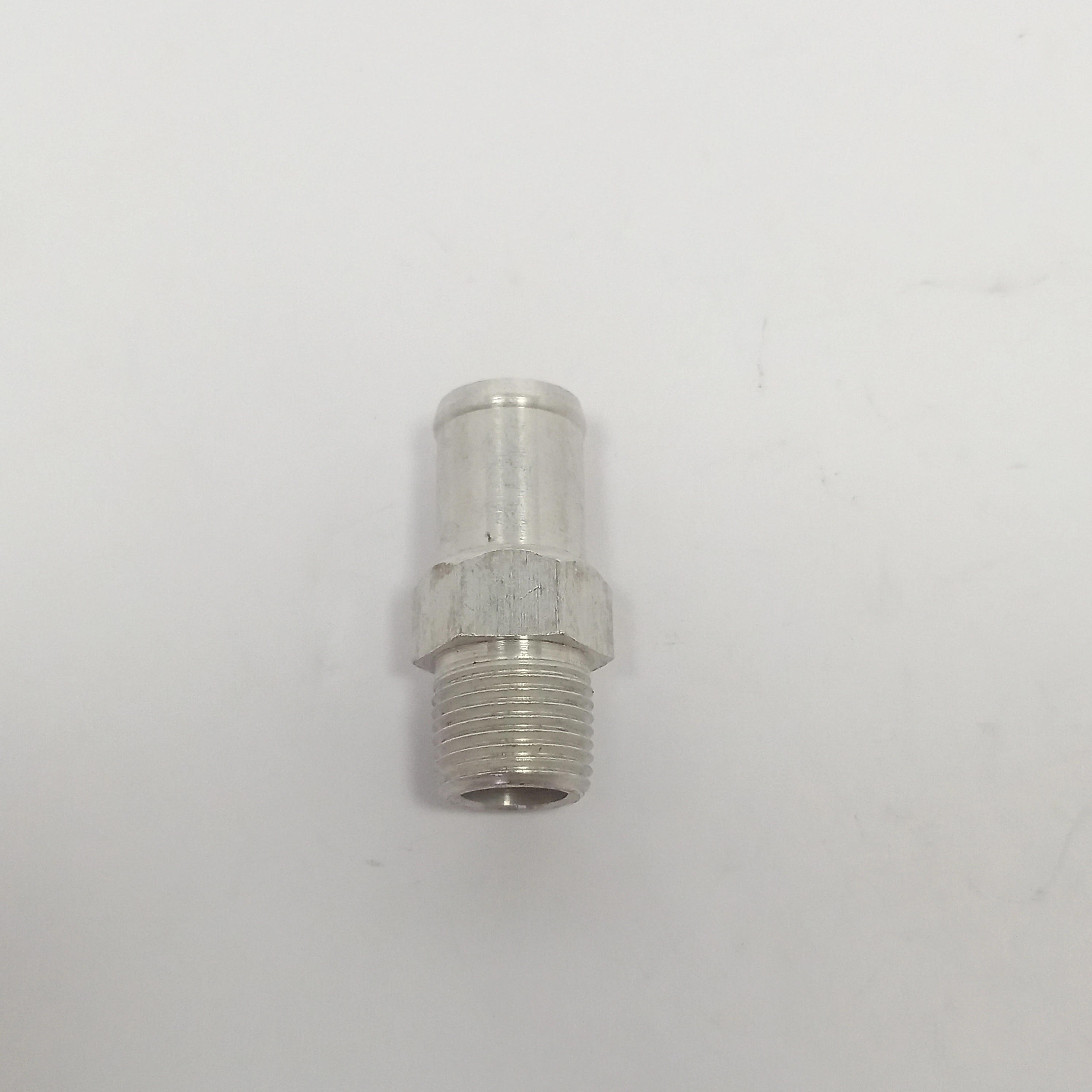 CONEXÃO/TUBO ADAPTADOR COLETOR ADMISSÃO MOTOR CONECTOR MANGUEIRA FORD KA/FIESTA/ECOSPORT/COURIER 99/ BLOCO AO RESERVATÓRIO COM ROSCA