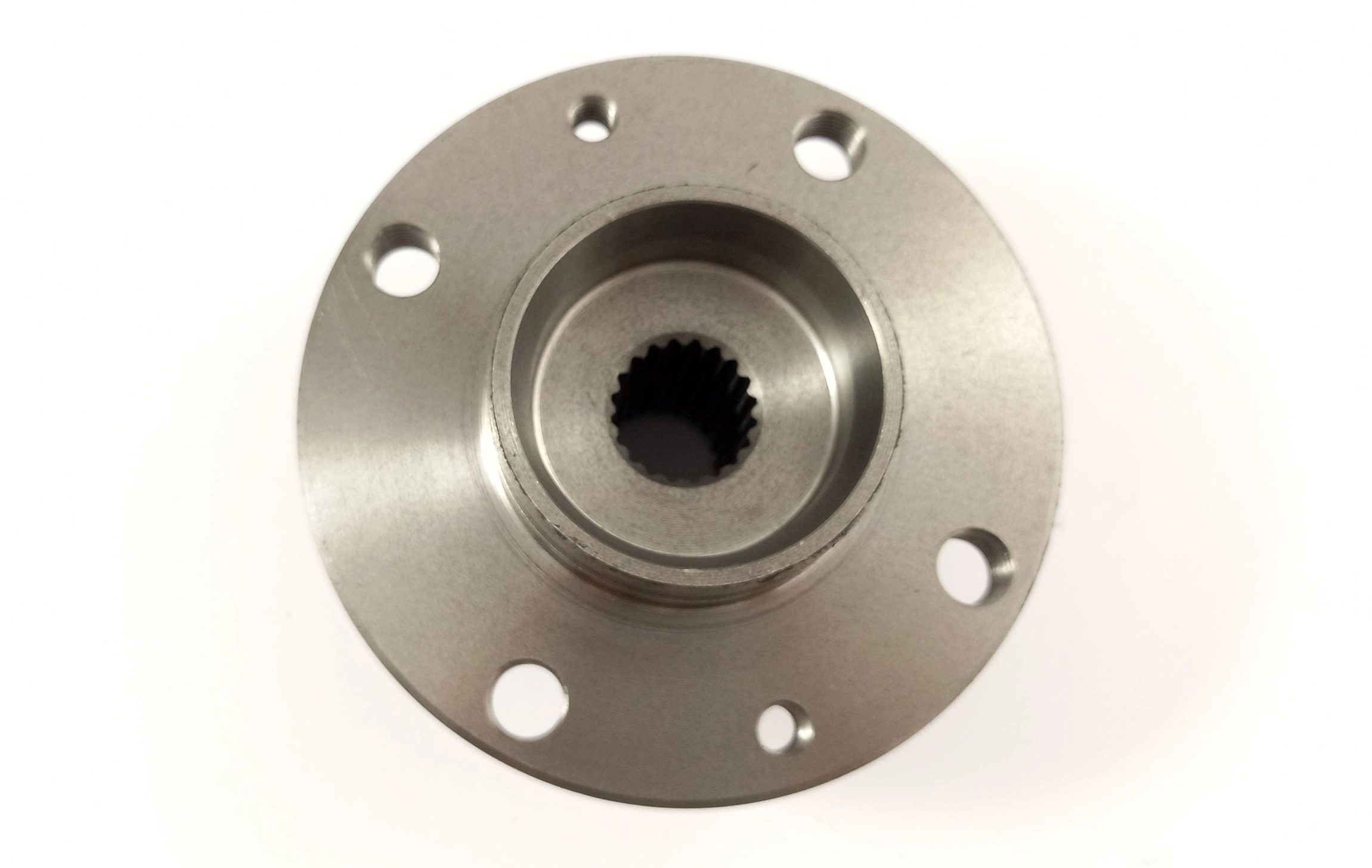 CUBO DIANTEIRO SEM ROLAMENTO FIAT 147/FIORINO/OGGI/PREMIO/SPAZIO /1995 UNO CS 77/81 - 4 FUROS 20 EST