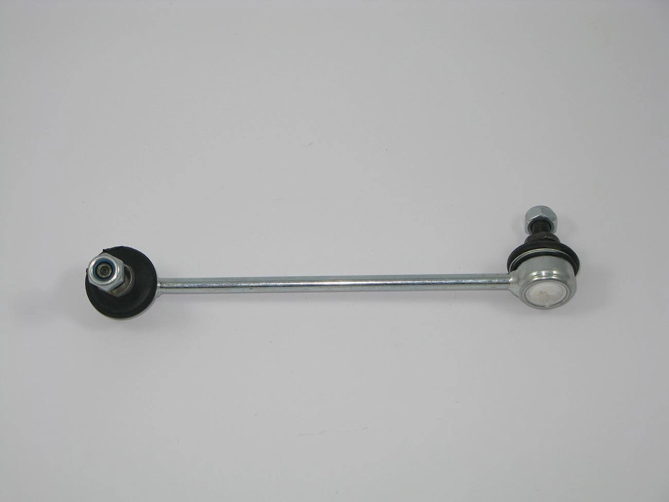 BIELETA DIREITA BARRA ESTABILIZADORA SUSPENSÃO DIANTEIRA FIAT IDEA/ADVENTURE 1.4/1.8 06/ STRADA/WEEKDEND/ADVENTURE/LOCKER 09/