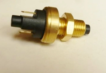 INTERRUPTOR DE FREIO - TOYOTA BANDEIRANTE TODOS
