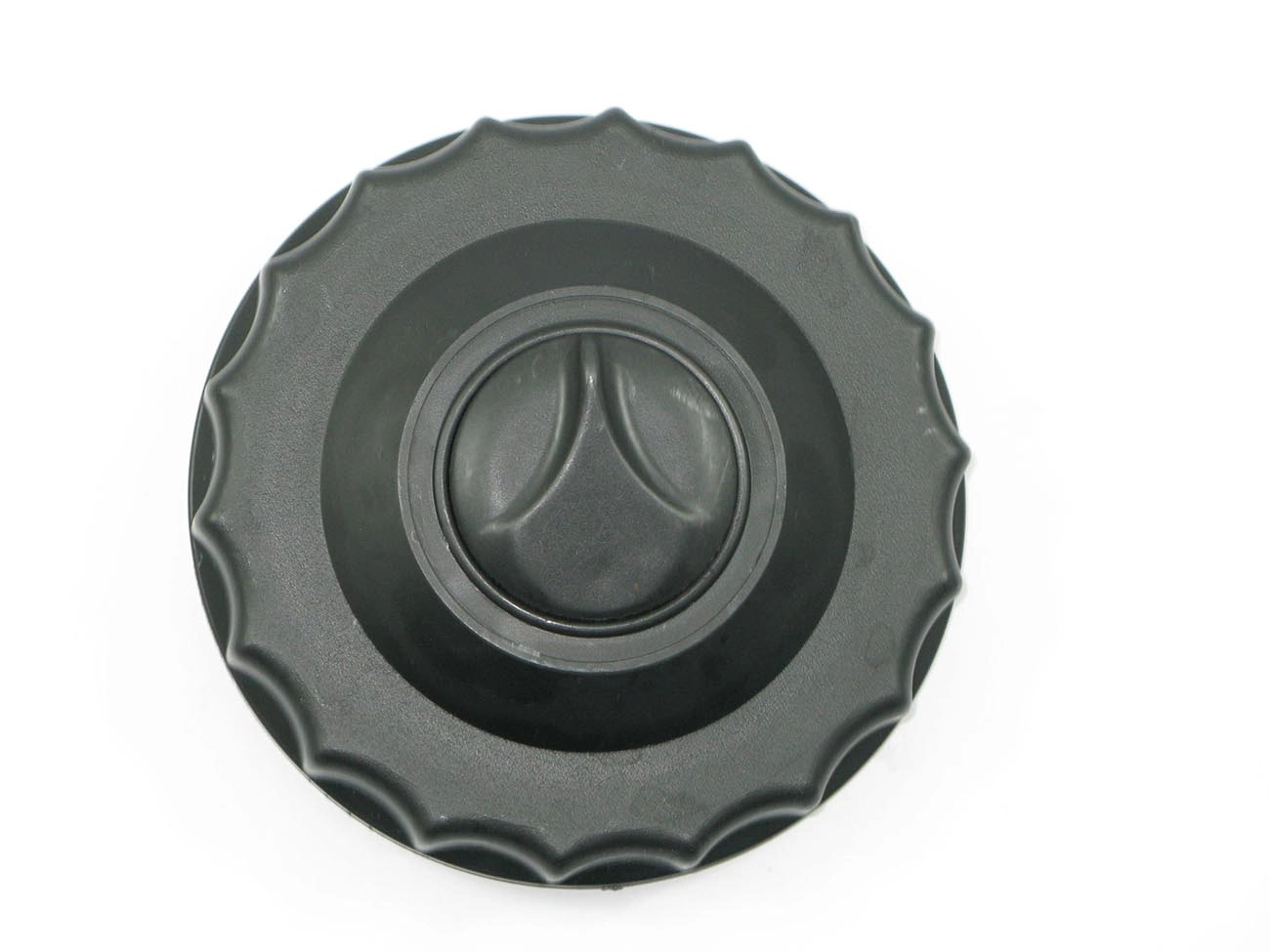 TAMPA TANQUE VW/MB CAMINHOES /89 - FORD CARGO - FNM - AGRALE