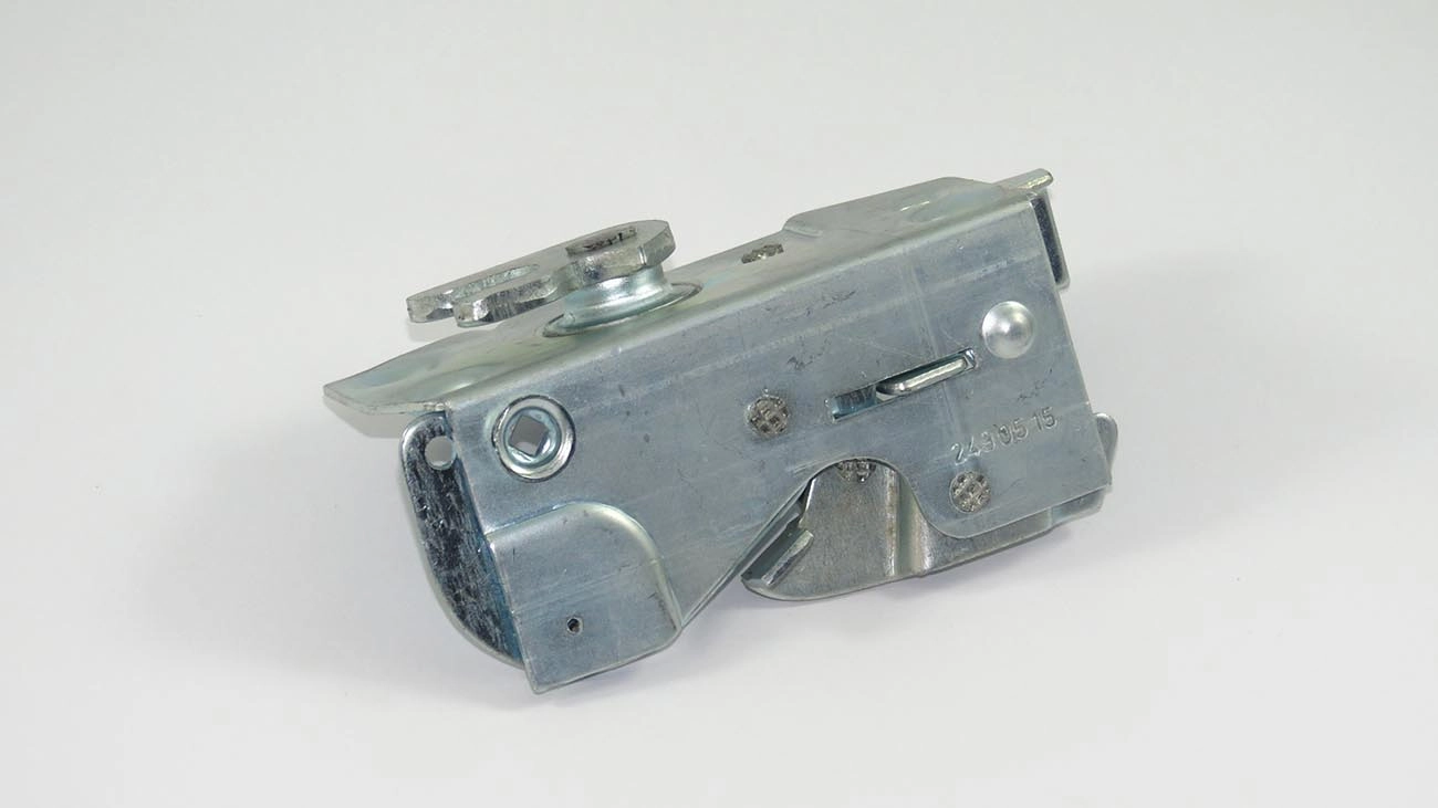 FECHADURA PORTA WILLYS F-75/RURAL 66/ - ESQUERDA