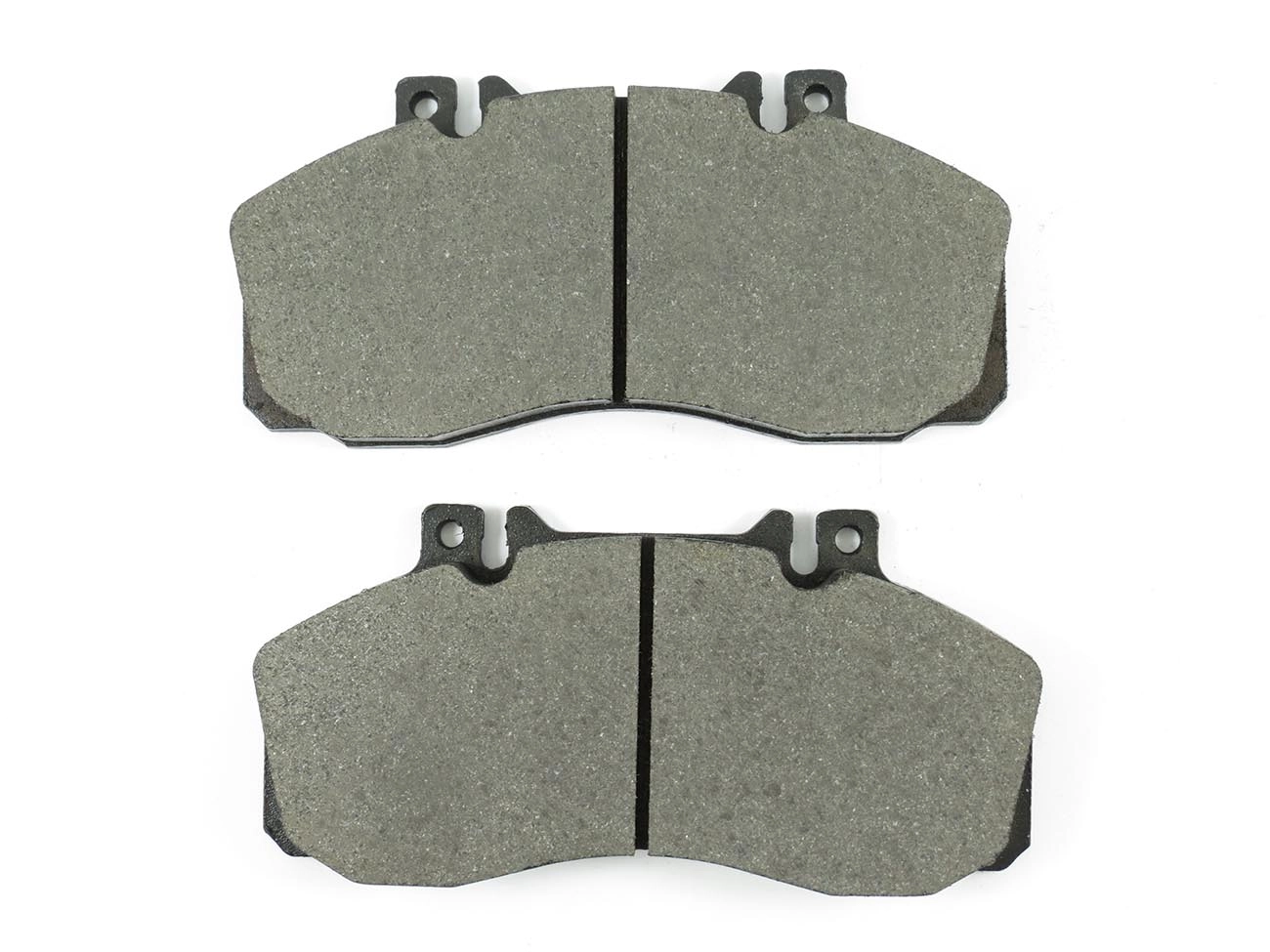 PASTILHA FREIO RODA DIANTEIRA MB 710 95/11 712 92/02 912/914 88/03 L-709 84/93 LO-712 03/12