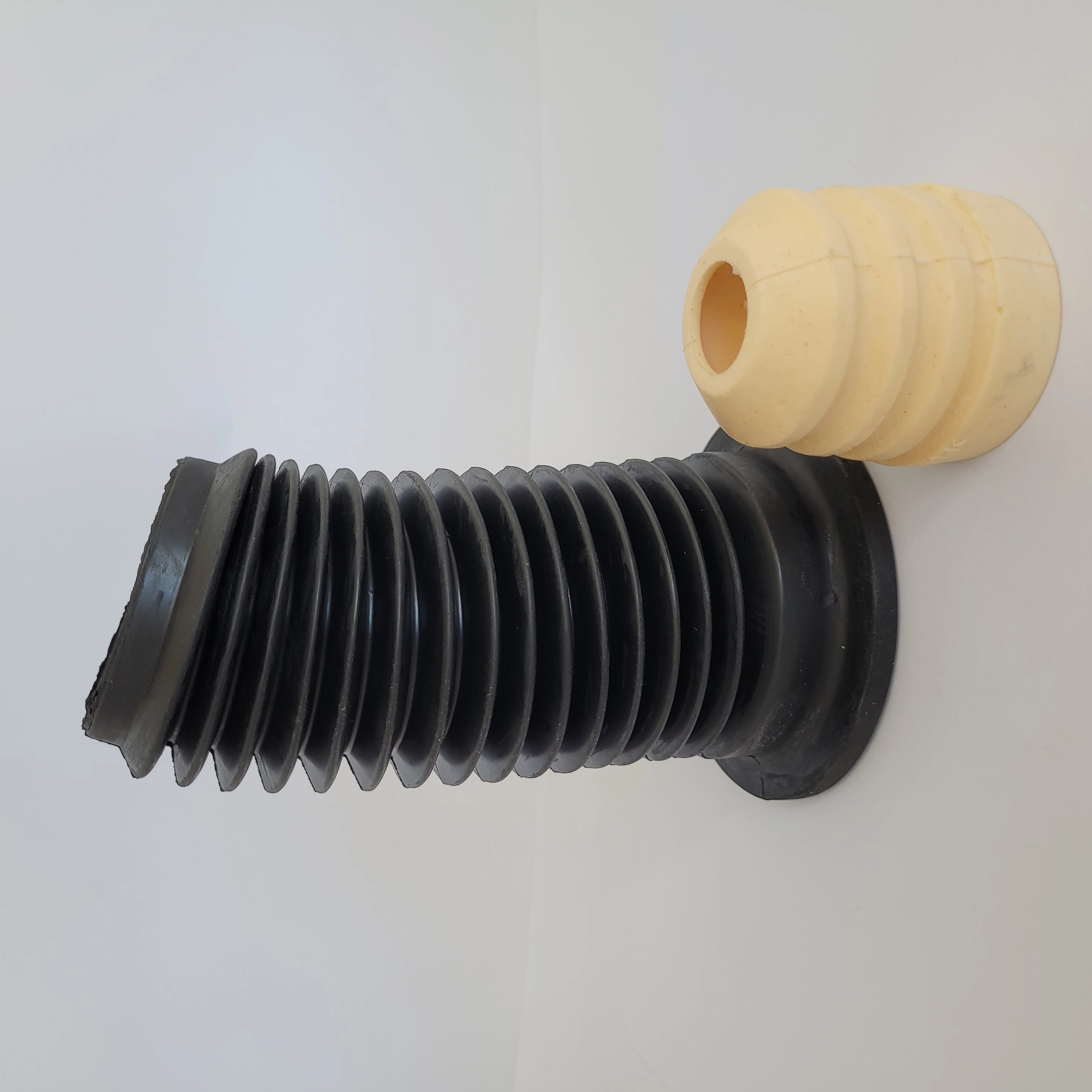 KIT AMORTECEDOR DIANTEIRO FORD NOVA ECOSPORT 12/ - BATENTE E COIFA