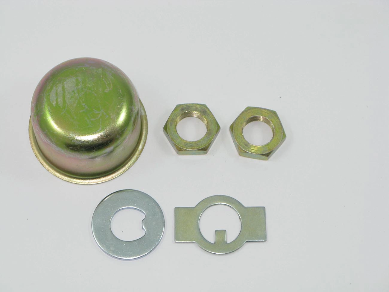 KIT CALOTA RODA DIANTEIRA DIREITA VW KOMBI 82/ DIREITO