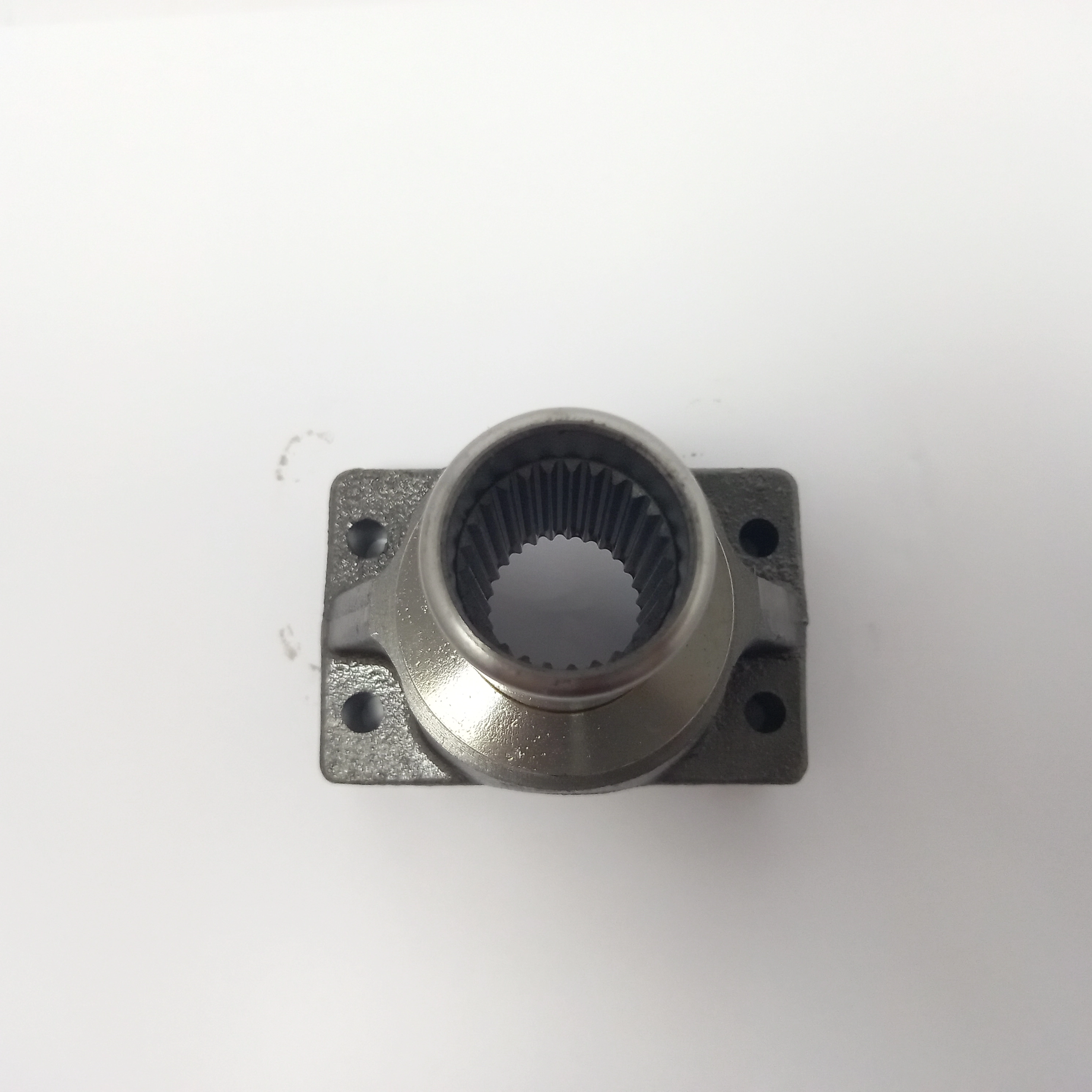 GARFO/FLANGE/TERMINAL DO CÂMBIO ENTALHADO  FORD F-1000 1992/1995 - A/C/D-20 1992/ - 27 ESTRIAS