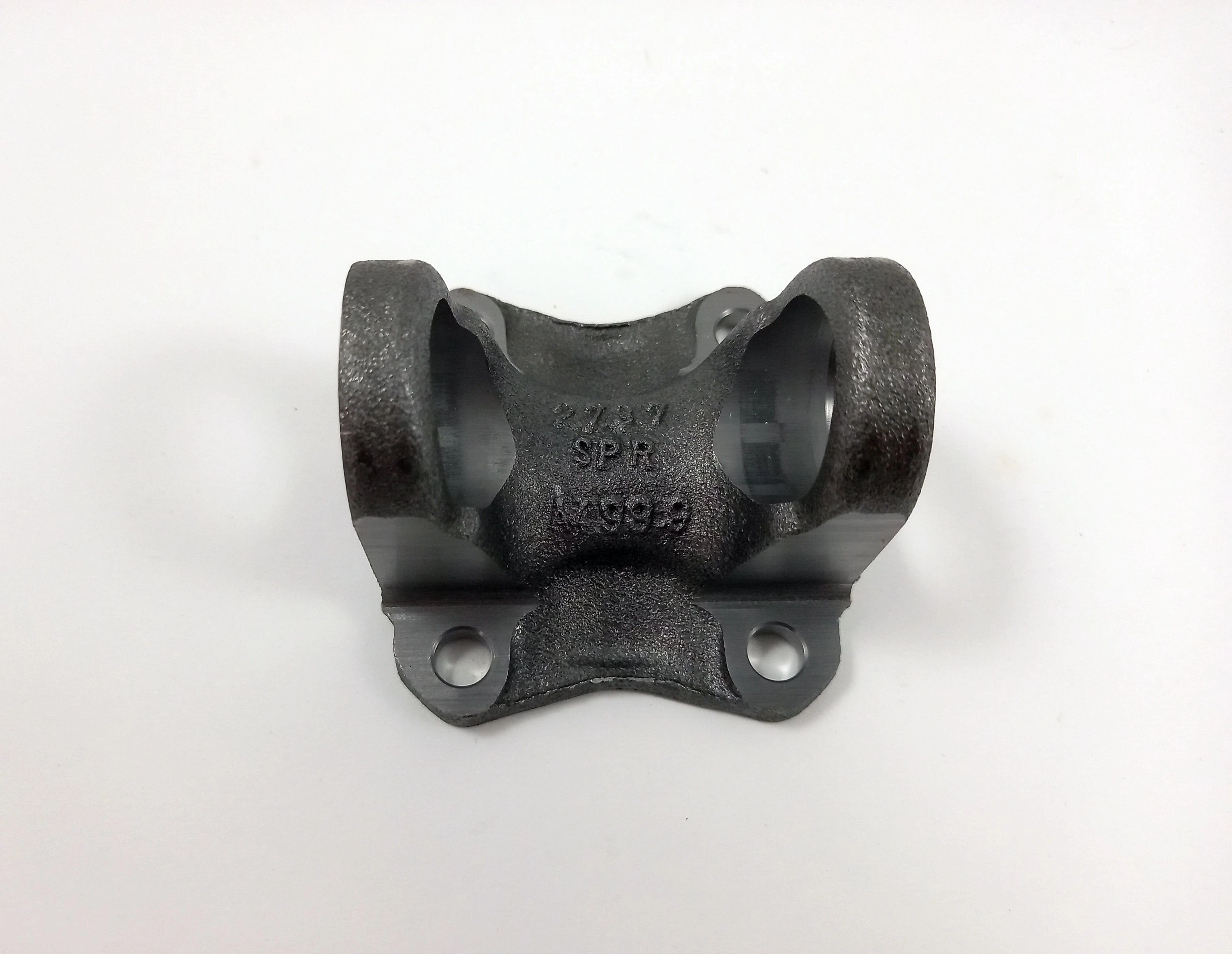 FLANGE DO CARDAN COM ORELHAS GM OPALA/CARAVAN 4/6 CILINDROS - INDUSTRIAL/VOLVO B10M 86/02 B58 79/98