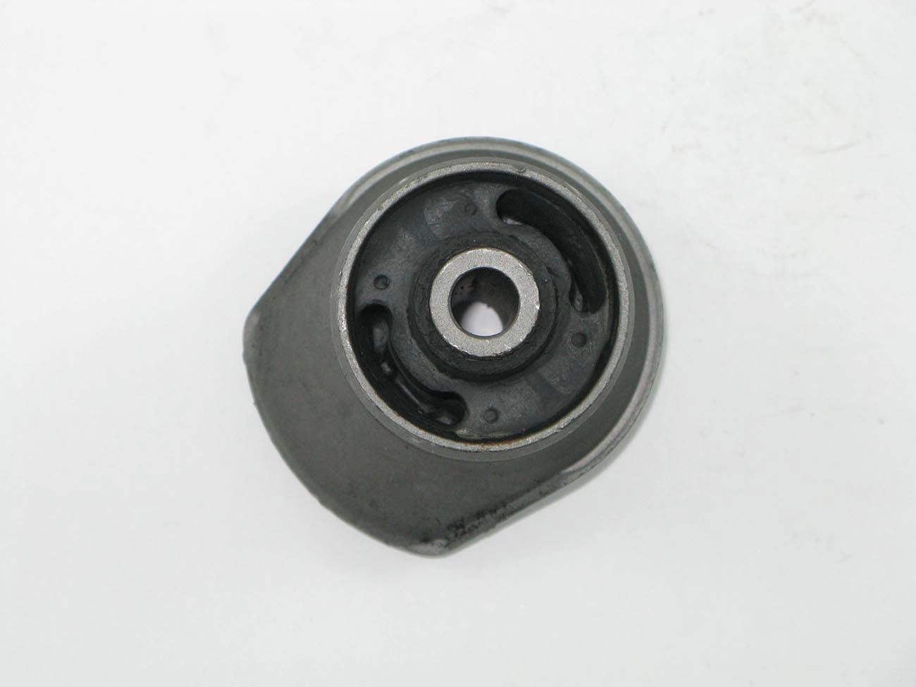BUCHA EIXO VW GOLF 95/98 - TRASEIRO