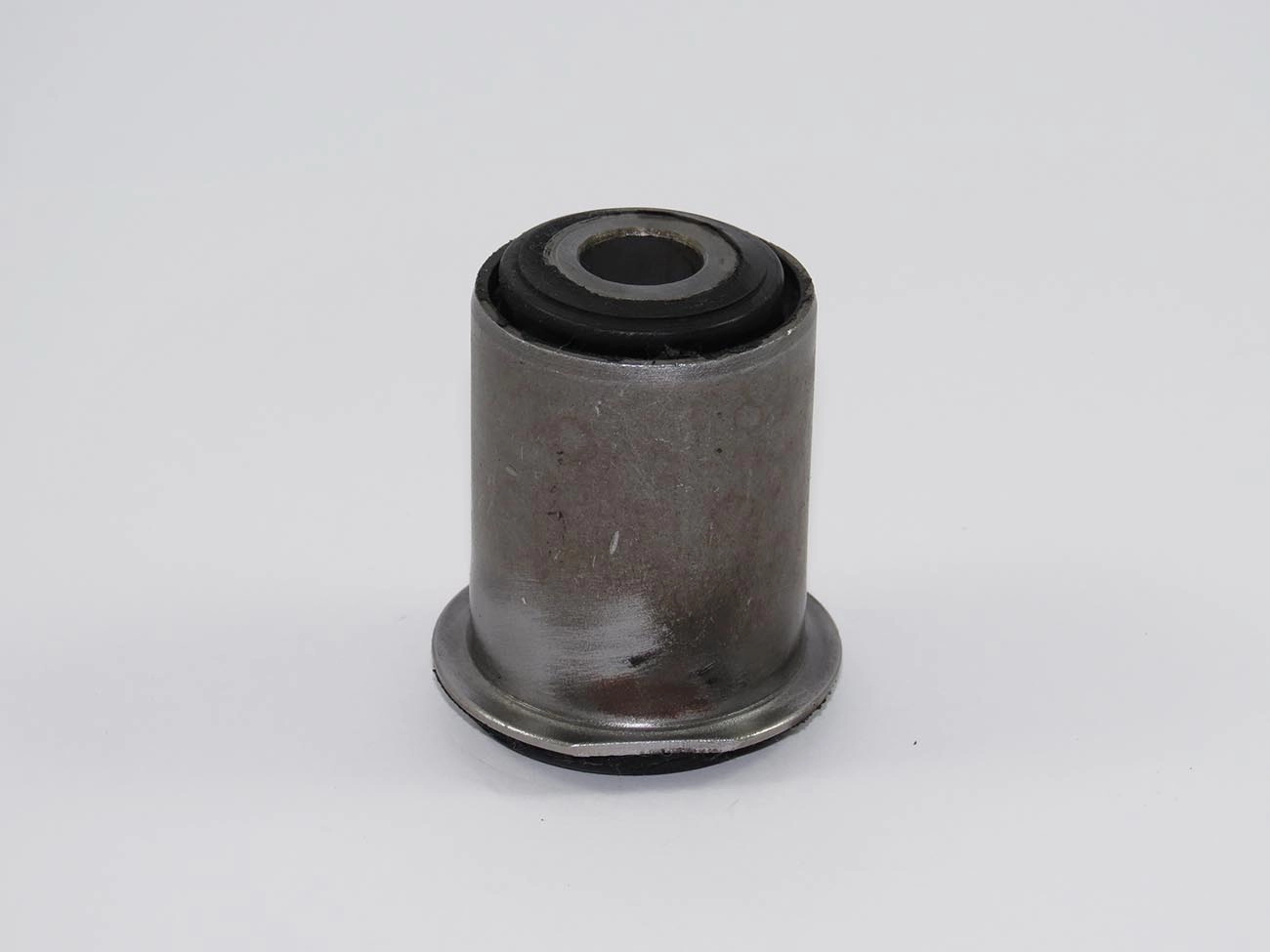 BUCHA TRASEIRA BANDEJA INFERIOR GM S-10/BLAZER 95/2011 - SUSPENSÃO DIANTEIRA