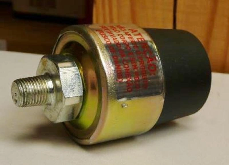SENSOR PRESSAO OLEO - MB CAMINHOES/ONIBUS TODOS - 1/8X27