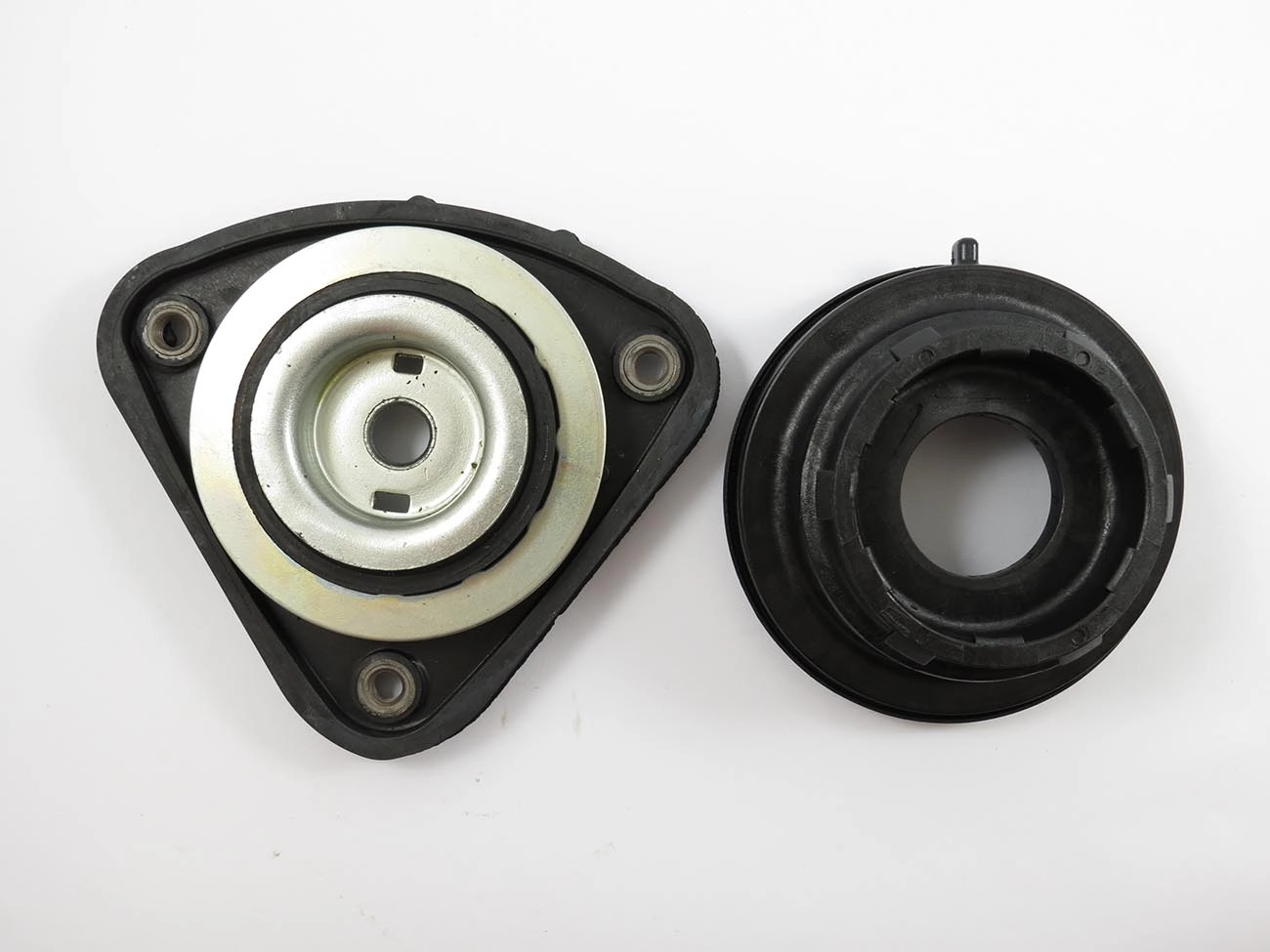 COXIM AMORTECEDOR DIANTEIRO COM ROLAMENTO FORD NOVO FOCUS 07.2013/