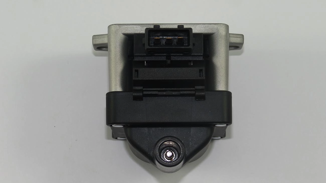 BOBINA DE IGNIÇÃO VW GOLF 94/98 - POLO CLASSIC/VAN 97/ - PASSAT 91/95 - SEAT CORDOBA/IBIZA - 3 PINOS
