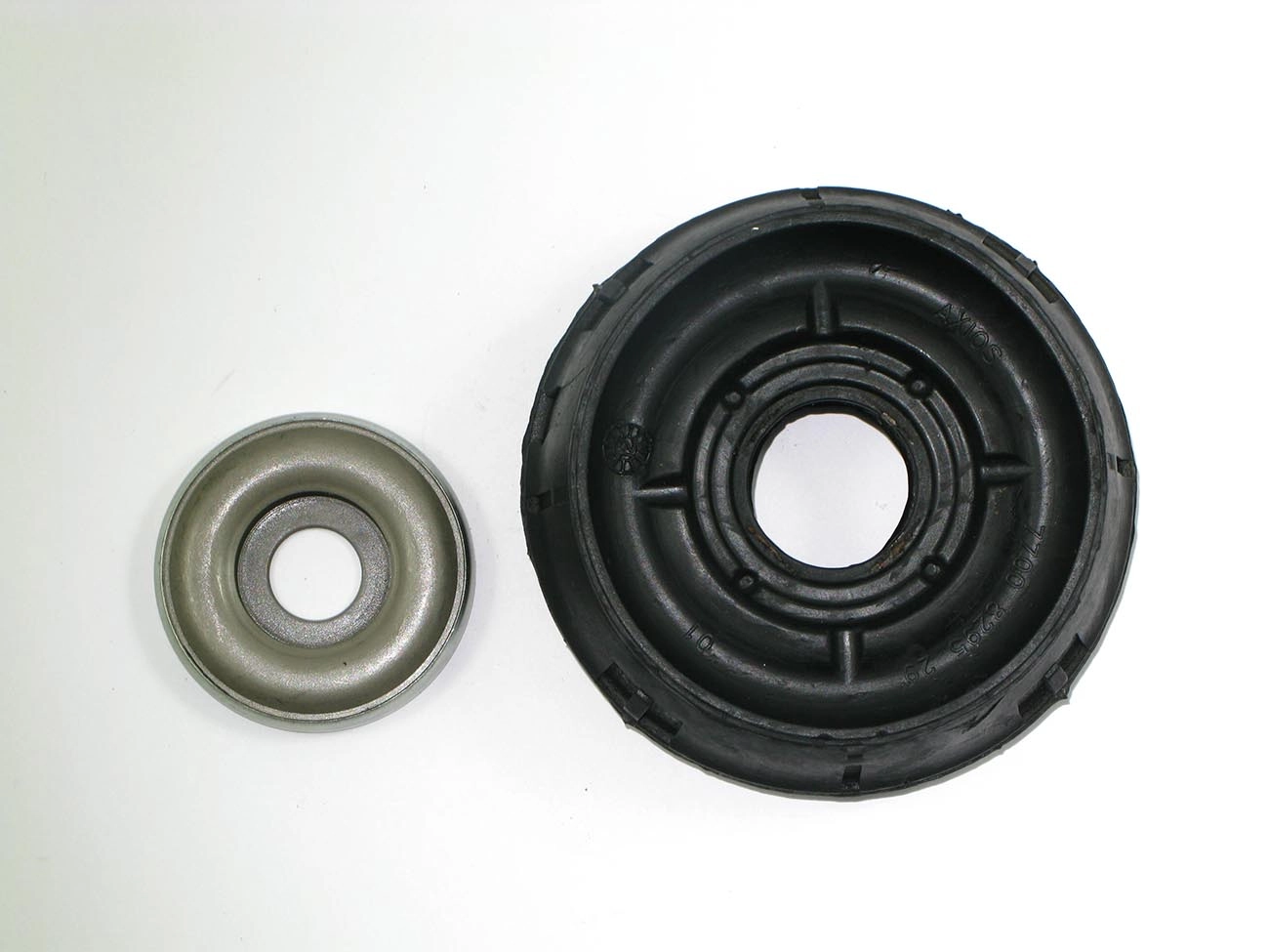 COXIM/SUPORTE AMORTECEDOR DIANTEIRO COM ROLAMENTO RENAULT CLIO 98/17 KANGOO 00/18 SYMBOL 09/13