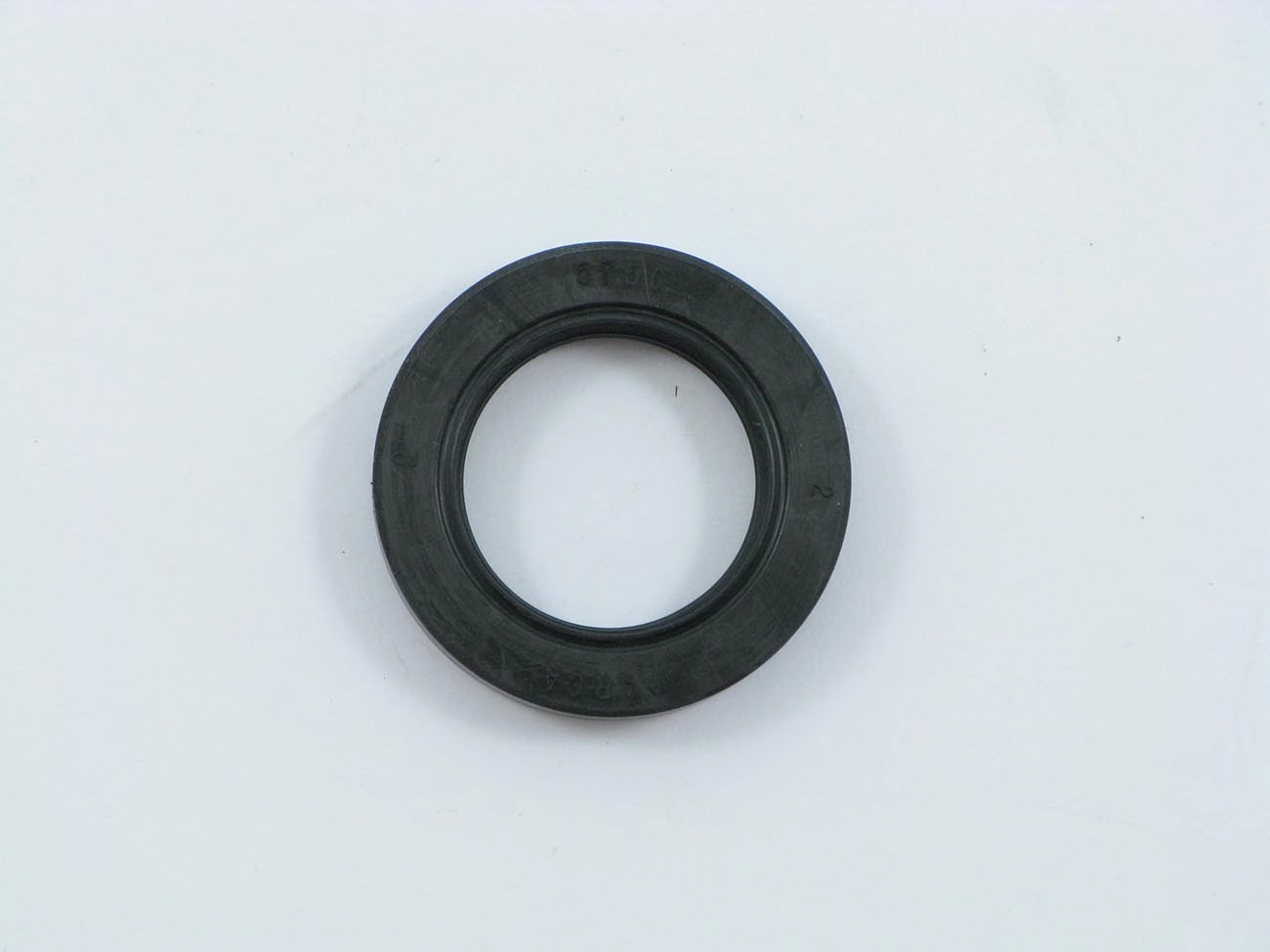 RETENTOR POLIA JOHN DEERE - TRANSMISSAO E REVERSORA 26X40X8