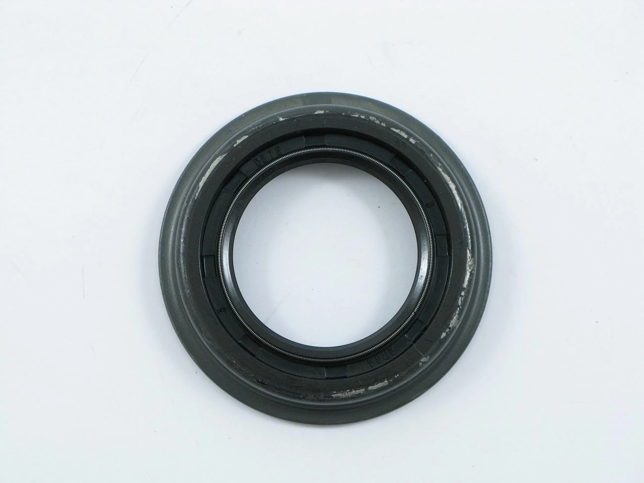 RETENTOR PINHÃO DIFERENCIAL 46,00X70,50X79,30X11,50X14,50MM FORD RANGER 97/ 4X2/4X4 46X70,5X79,3X11,5X14,5MM