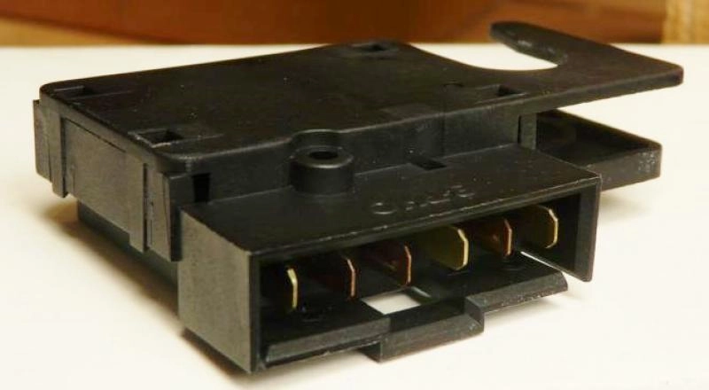 INTERRUPTOR LUZ FREIO GM S-10/BLAZER C/ABS