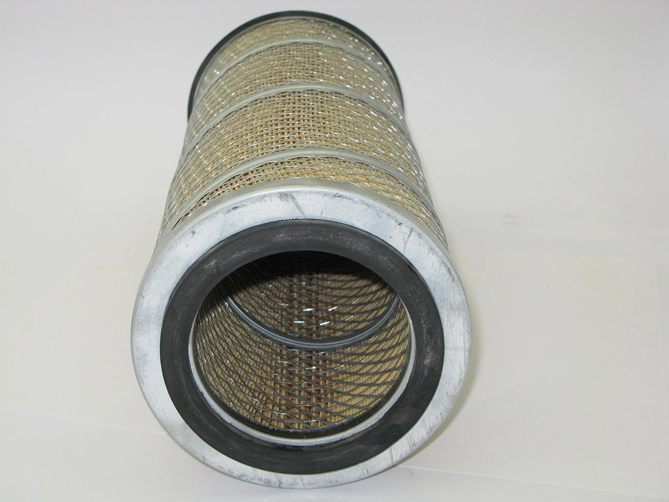 FILTRO AR VW 7.100/8.100/8.140