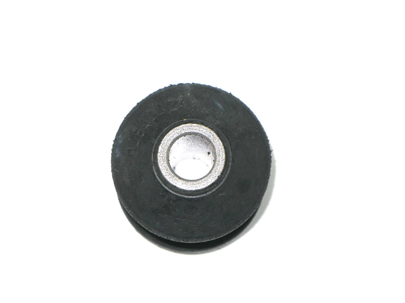 BUCHA DIANTEIRA BANDEJA SUSPENSÃO GM MONZA 82/90 ASTRA/CALIBRA/VECTRA /96 TRASEIRA