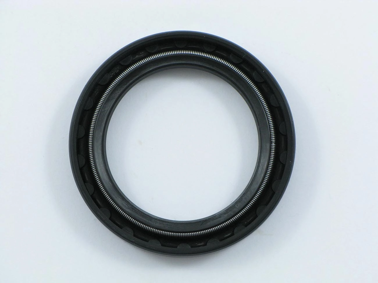RETENTOR CUBO RODA TRASEIRA VW FUSCA/BRASILIA/VARIANT I TODOS - KOMBI 1200/1500 /75 - 44,50X62X11MM