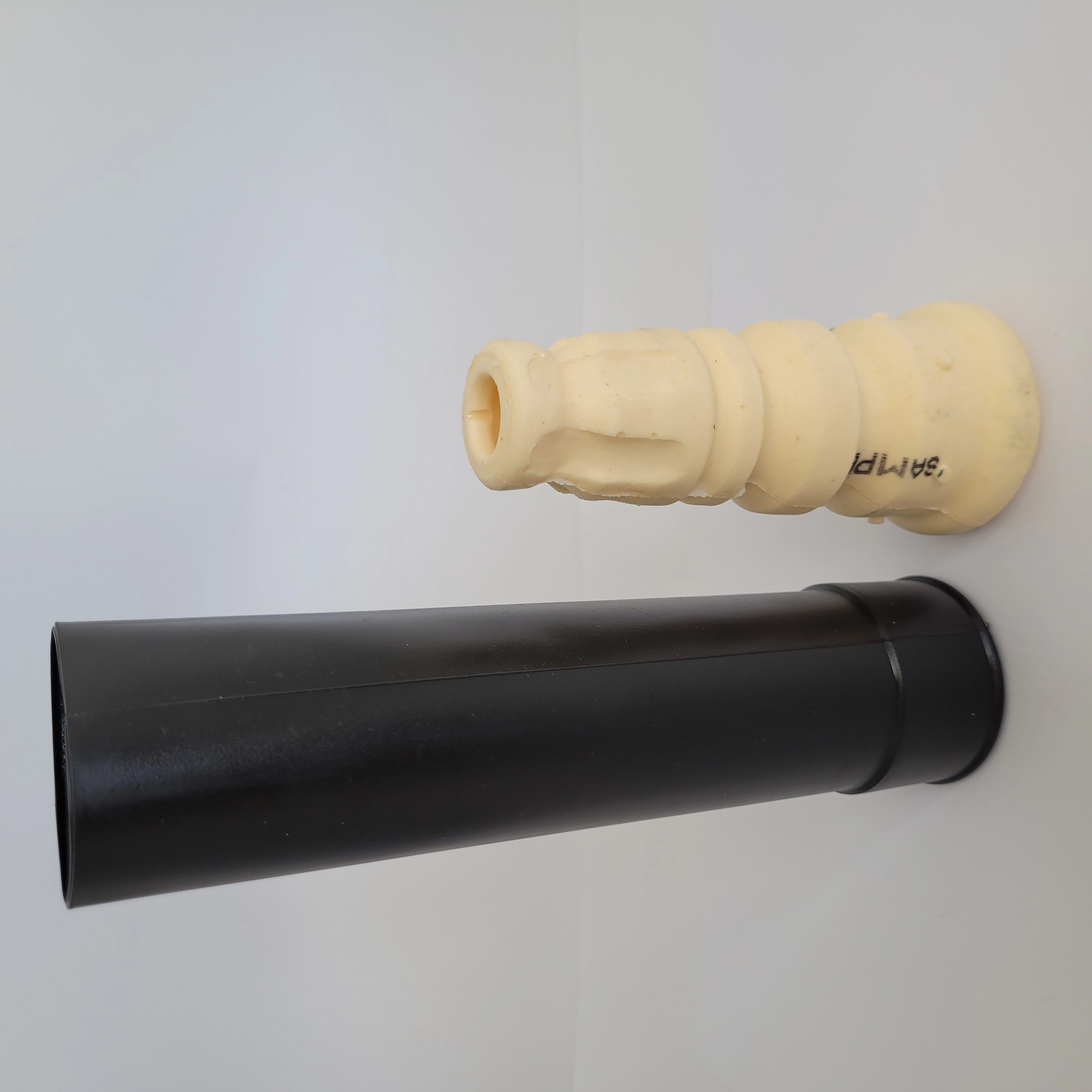 KIT AMORTECEDOR TRASEIRO FORD NEW FIESTA 2011/ - NOVO KA 2014/ - BATENTE/COIFA