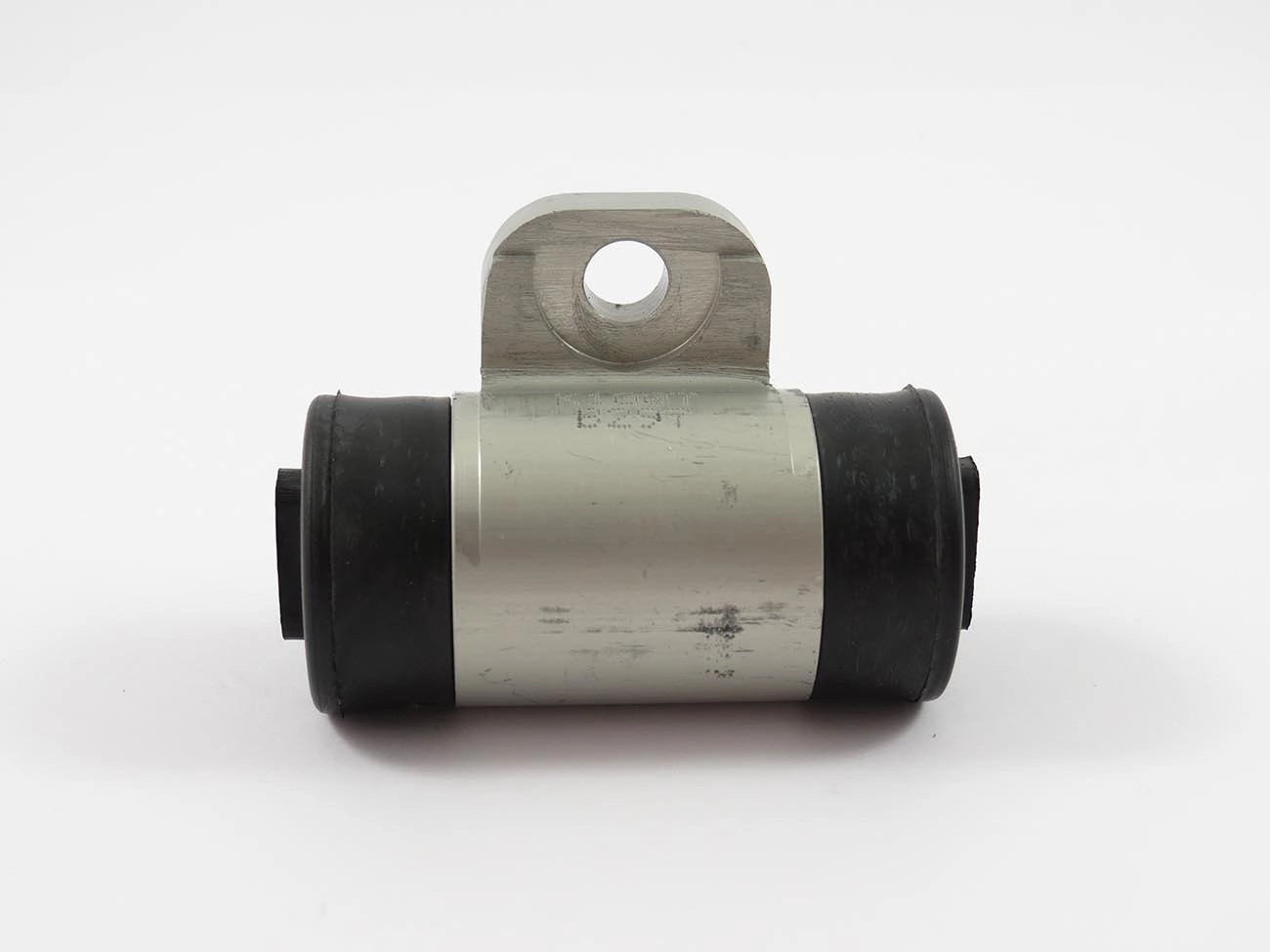 CILINDRO RODA TRASEIRA VW KOMBI 76/82 - 15/16 - 23,81MM