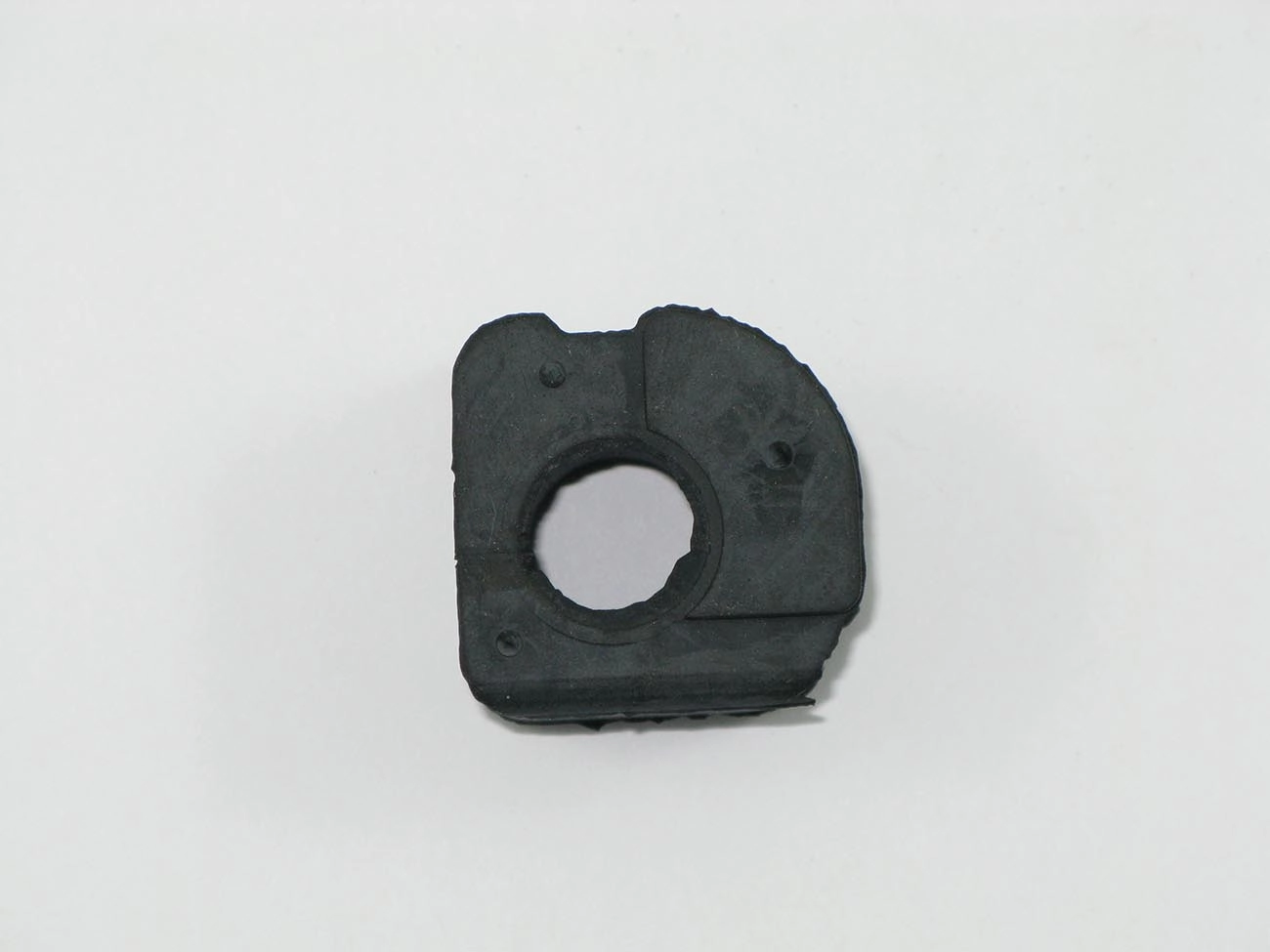 BUCHA DO ESTABILIZADOR DIANTEIRO VW GOLF 94/95 - SEAT CORDOBA/IBIZA - FURO 17MM