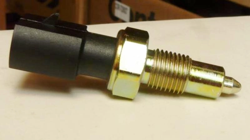 INTERRUPTOR LUZ DE RE - FIAT UNO/PREMIO/ELBA/FIORINO 11.91/
