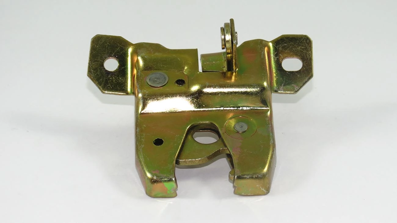 FECHADURA INTERNA PORTA MALAS VW SANTANA 1996/2006