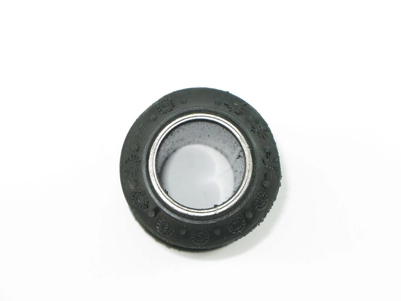BUCHA FEIXE MOLAS DIANTEIRO OU TRASEIRO MOLA MB 709/812/912 DIANTEIRA