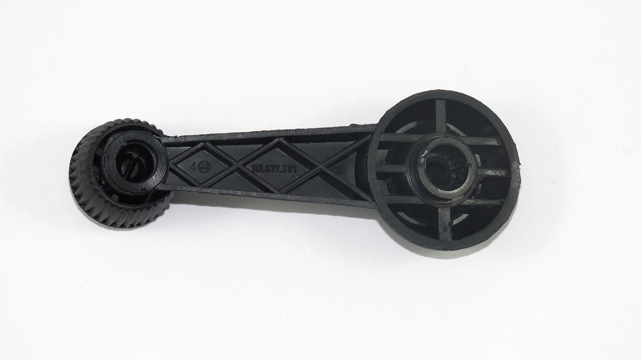 MANIVELA VIDRO VW FUSCA/BRASILIA/KOMBI/PASSAT/SANTANA/GOL/VOYAGE/CAMINHOES - PLASTICO