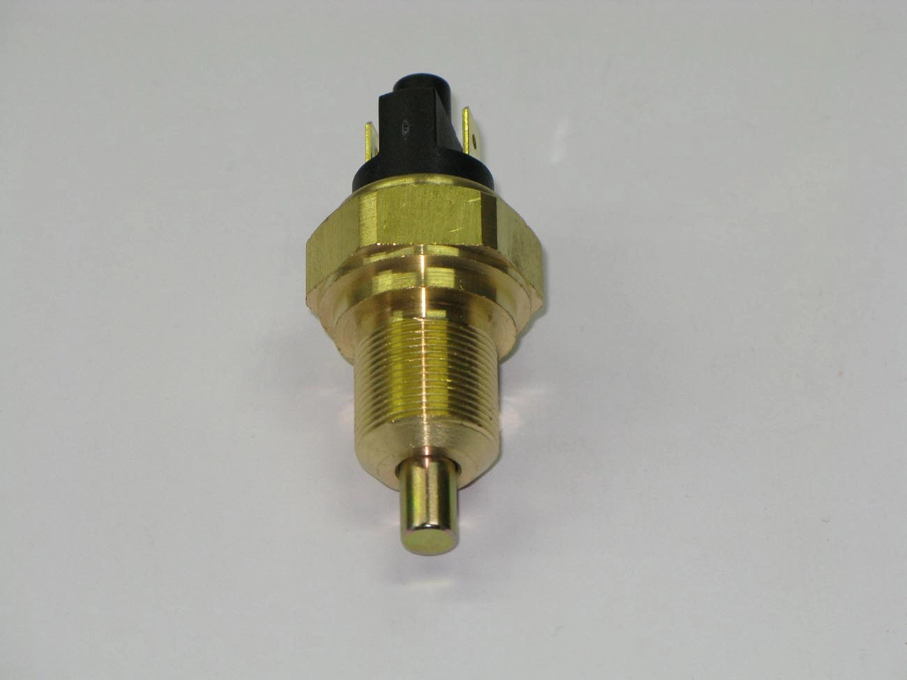 INTERRUPTOR LUZ DE RE - FORD CORCEL/BELINA - 71/77