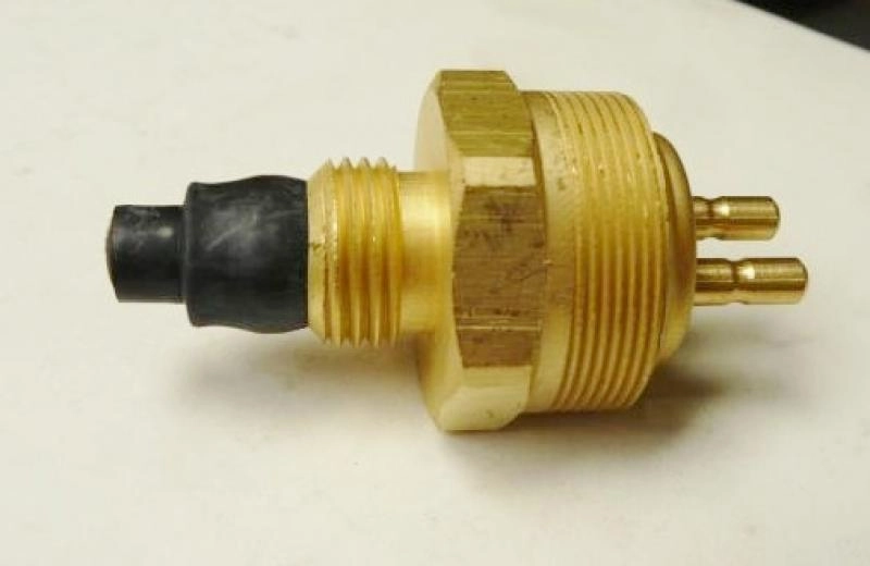INTERRUPTOR DE FREIO - MB 1313/1513/2213 - FREIO DE MAO A AR