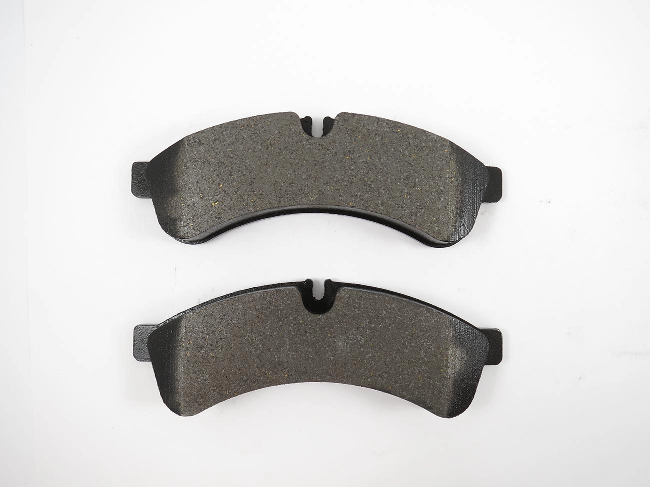 PASTILHA DE FREIO TRASEIRA IVECO DAILY 07/12 35S14/45S14/55C16/70C16 - 70C17 2007/2019