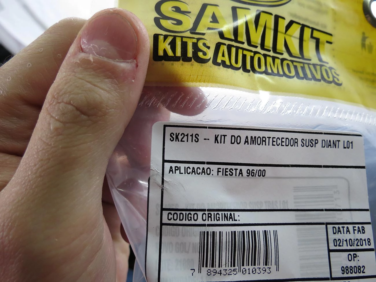 KIT AMORTECEDOR DIANTEIRO FORD FIESTA 96/02 - KA 97/ - BATENTE E COIFA